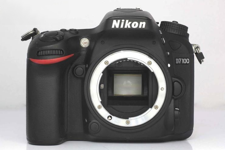 【半画幅单反相机】尼康D710